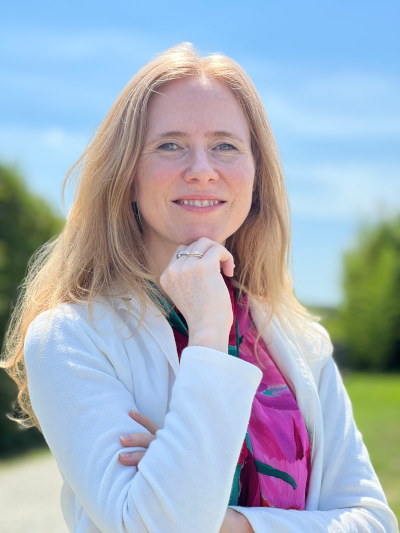 Céline Agathos - Coach certifiée - Coaching profond, programmation neuro-linguistique, hypnose ericksonienne